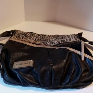 Anna Nova Satchel